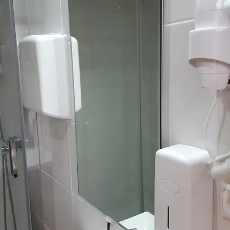 Guest house Cool